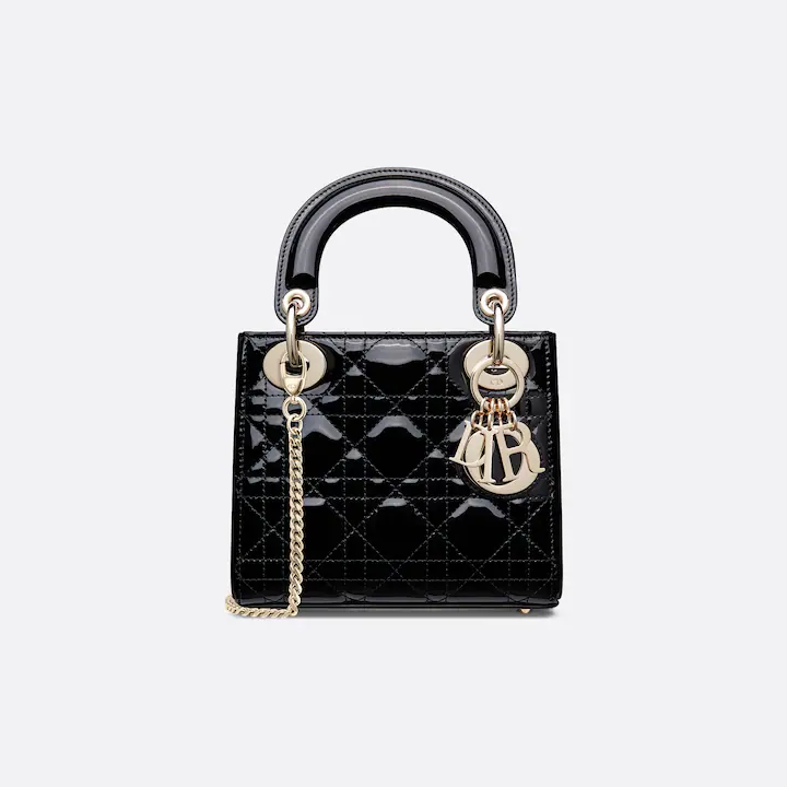 Bag Q37152