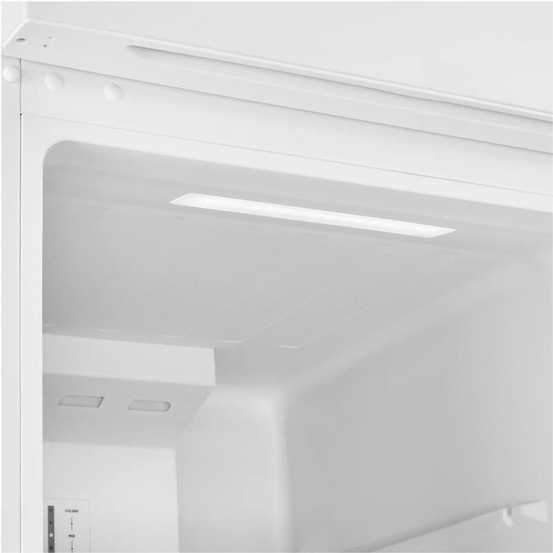 10.1 cu. ft. Top Freezer Refrigerator in White A591863