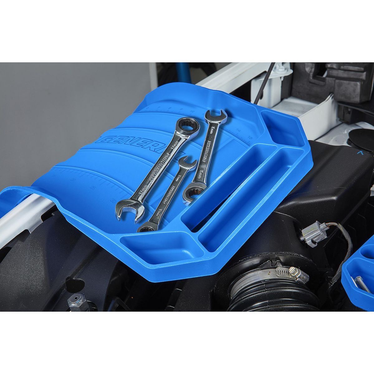 Ultra-Grip Flexible Parts Tray F498