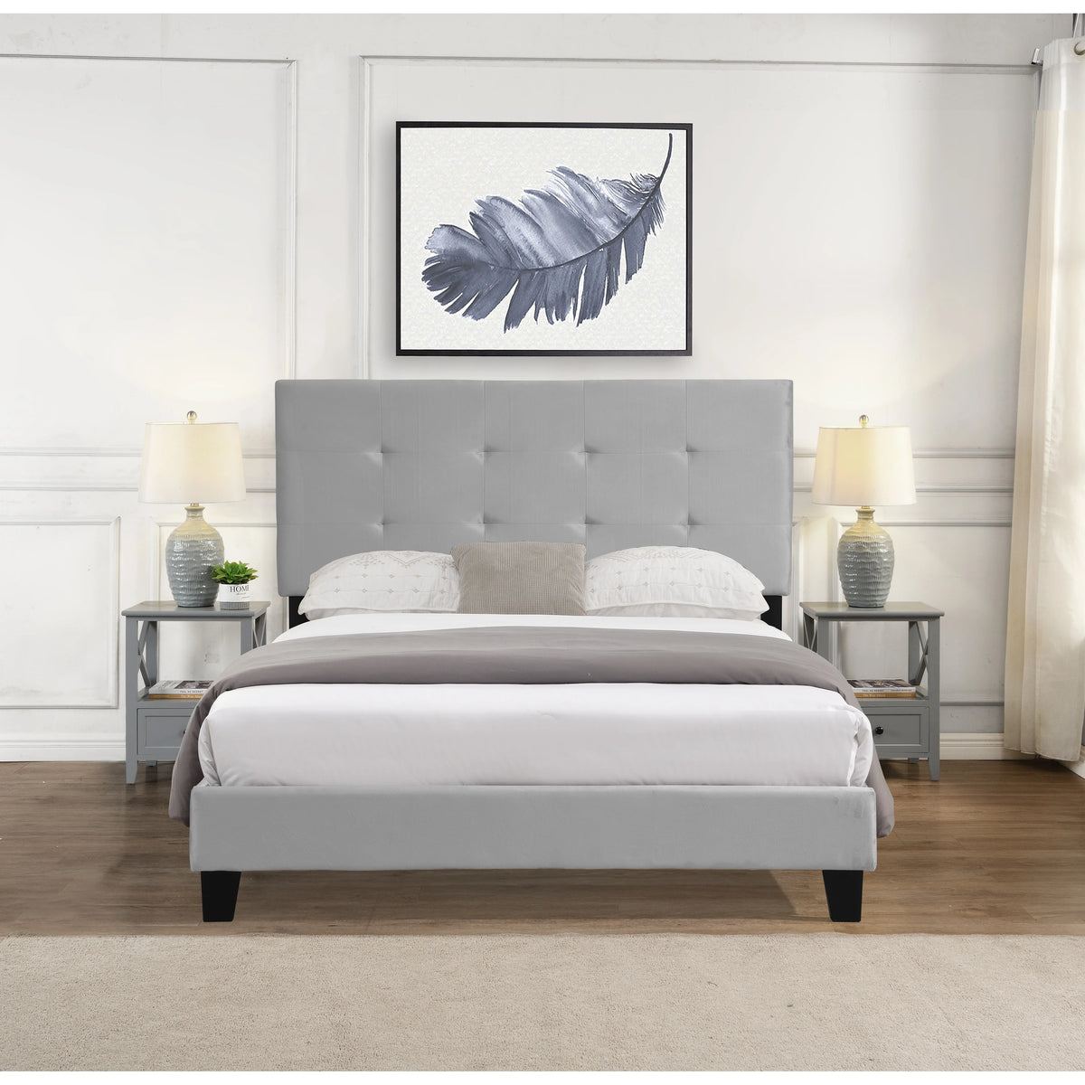 Upholstered Platform Bed Frame with Tufted Headboard R133653