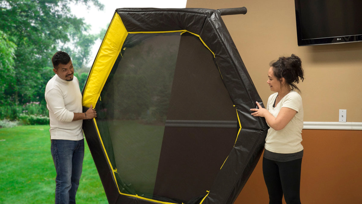 7.5-Foot Trampoline with Enclosure T7921