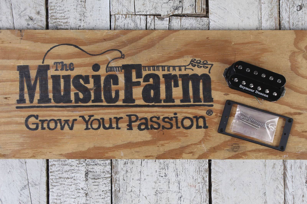 Black Trembucker Pickup W615