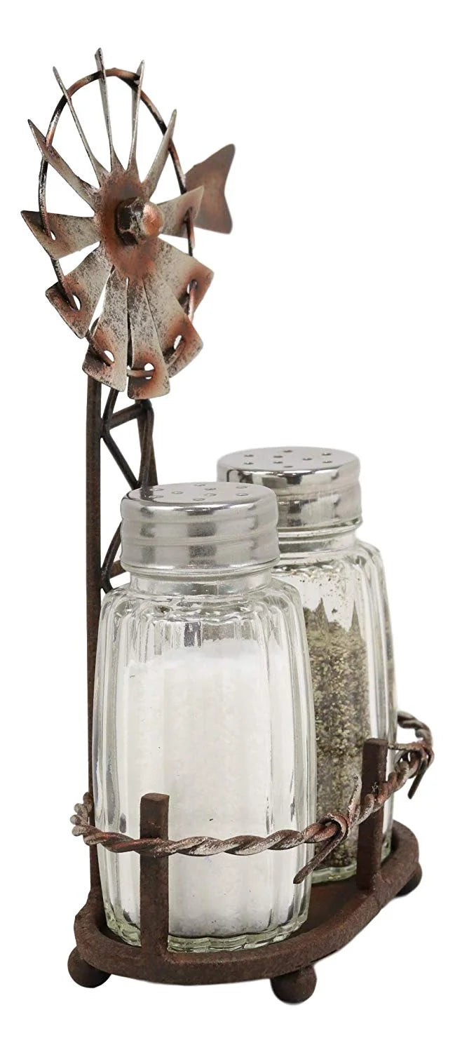 Salt And Pepper Shakers Set Y8358