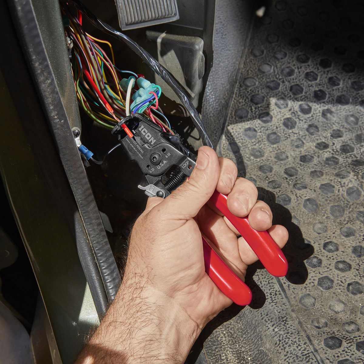 7 in. Inline Wire Stripper and Cutter K2703