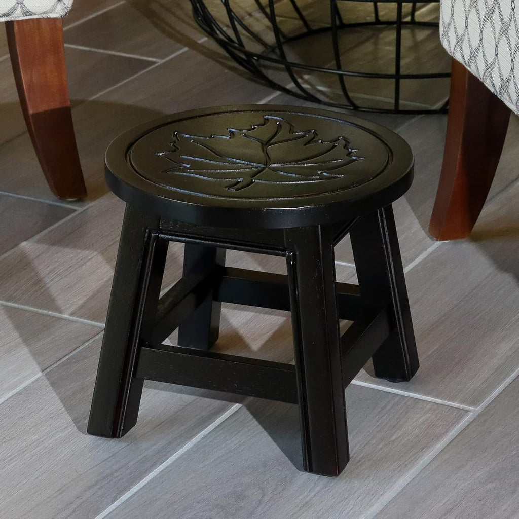 Antique White Wooden Step Stool K7144