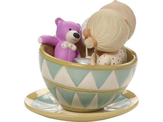 Bisque Porcelain Figurine H4441