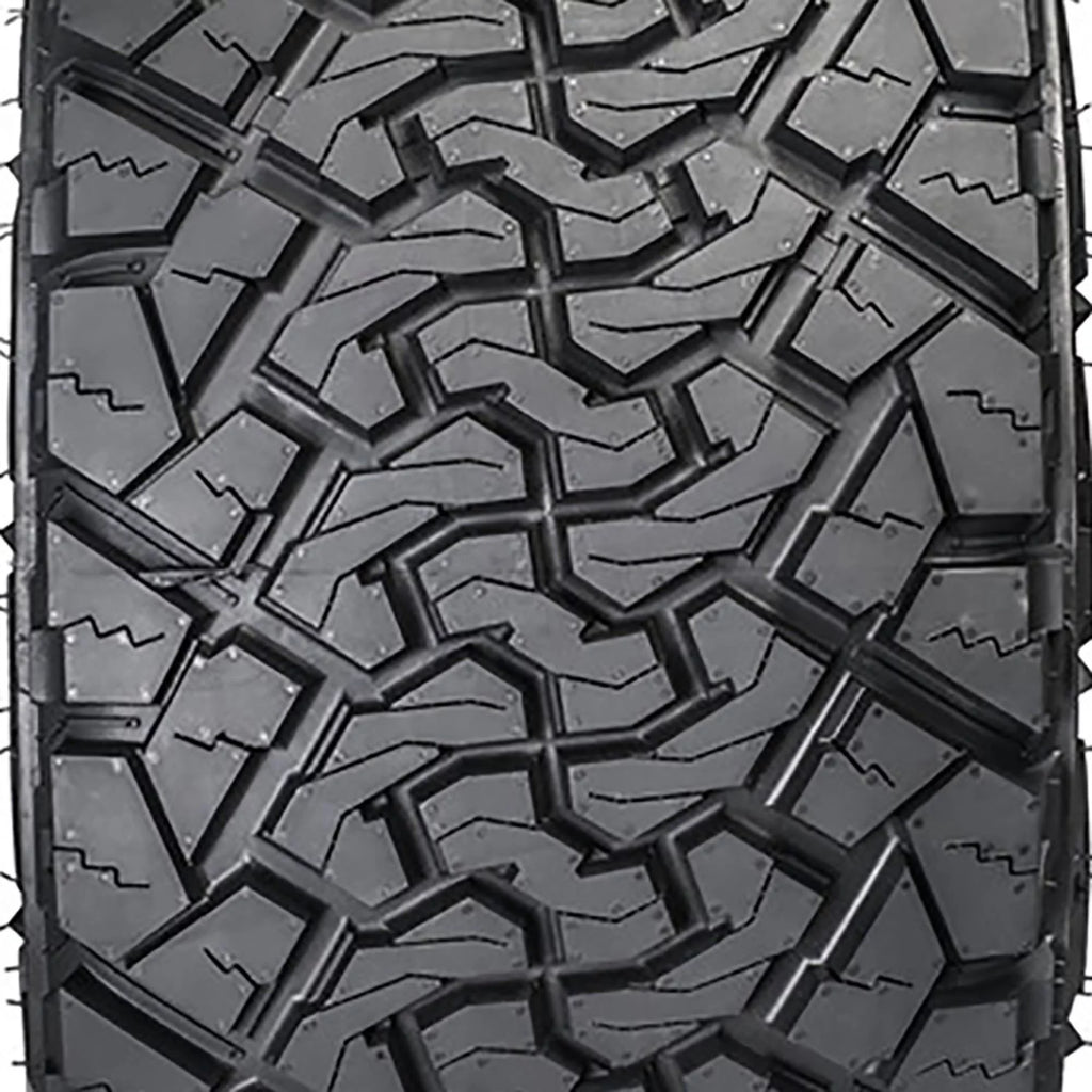 275/55R20 117T XL Light Truck Tire P42907