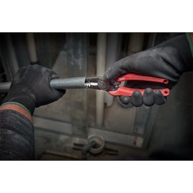 Compact Tape Measure with Pliers D723